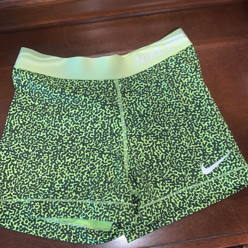 Neon patterned nike pro